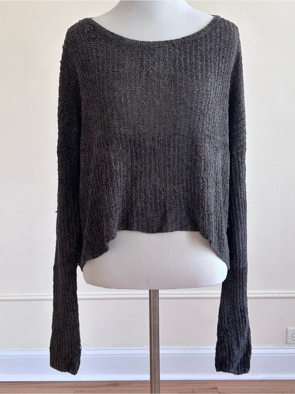 Abercrombie & Fitch Dark Charcoal Scoop Neck Cropped Sweater